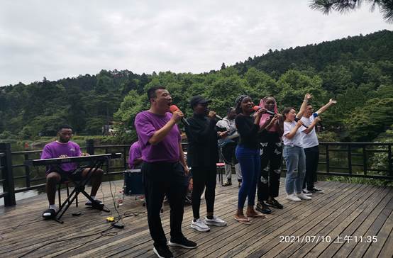 说明: D:个人资料国际交流处网站建设网站发布信息来华留学新闻动态18.jpg