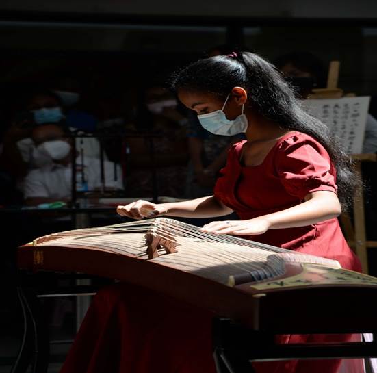 说明: https://img-xhpfm.xinhuaxmt.com/News/202202/20220213102124_8258.jpg?x-oss-process=image/resize,w_1000/auto-orient,1/quality,Q_80