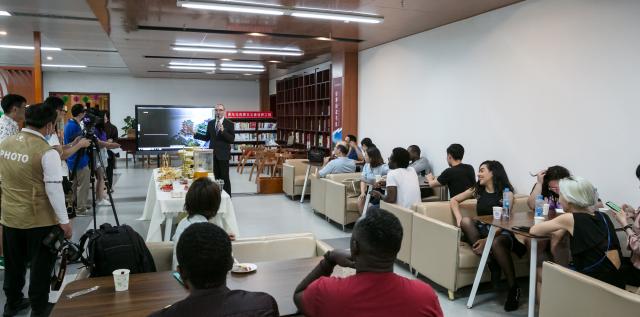 说明: http://news.jxufe.edu.cn/uploadfile/82/Attachment/8e63e6eaa5.jpg