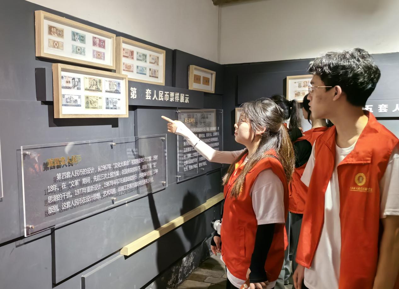 弘扬红色文化 传承红色基因